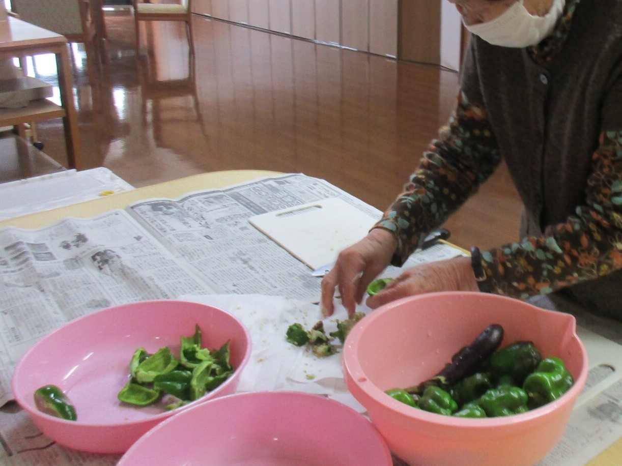 屋上菜園の恵みを味わう-1　ニチイホーム海老名