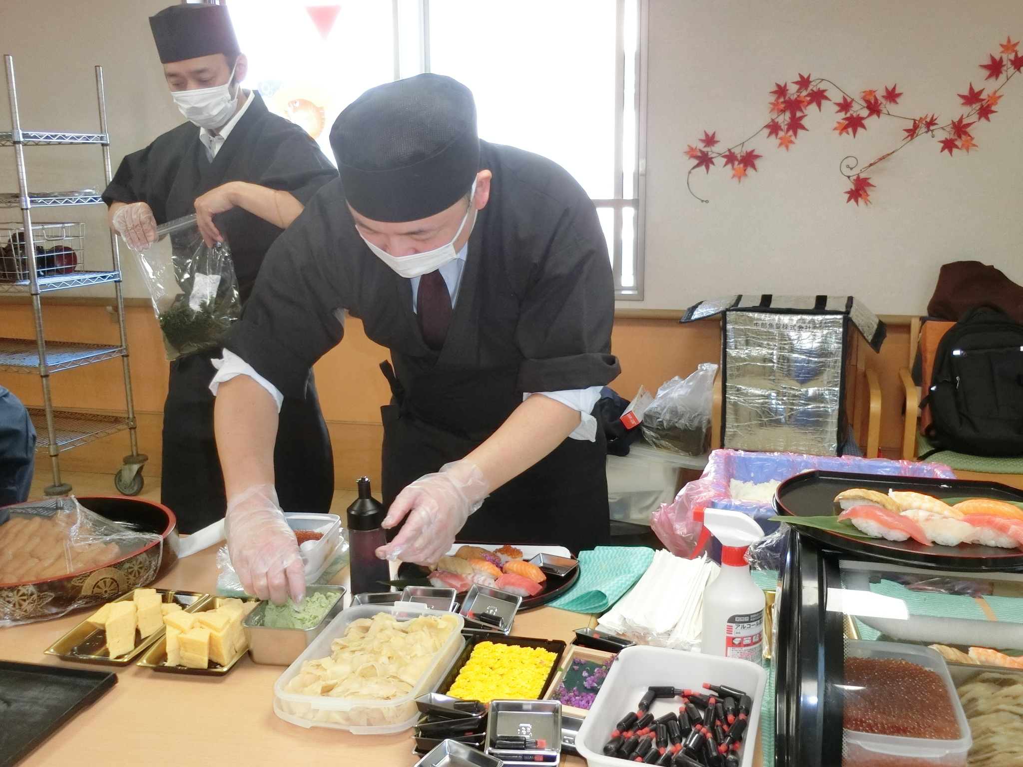 お寿司ランチ-2　ニチイホーム星ヶ丘