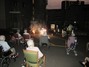 花見　ニチイホーム川口