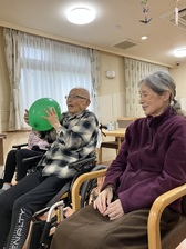 風船バレー　ニチイホーム三鷹Ⅱ番館