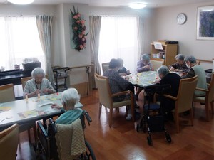 工作レクリエーション　ニチイホーム仲町台Ⅱ番館