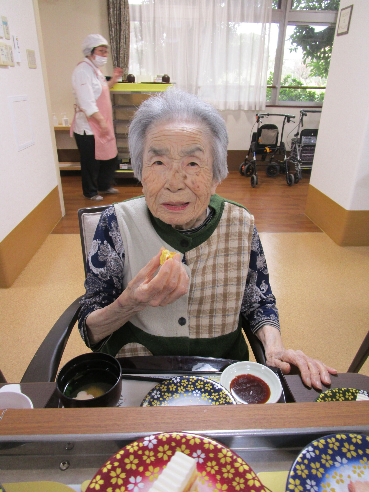 久しぶりの回転ずし-5　ニチイホーム成城