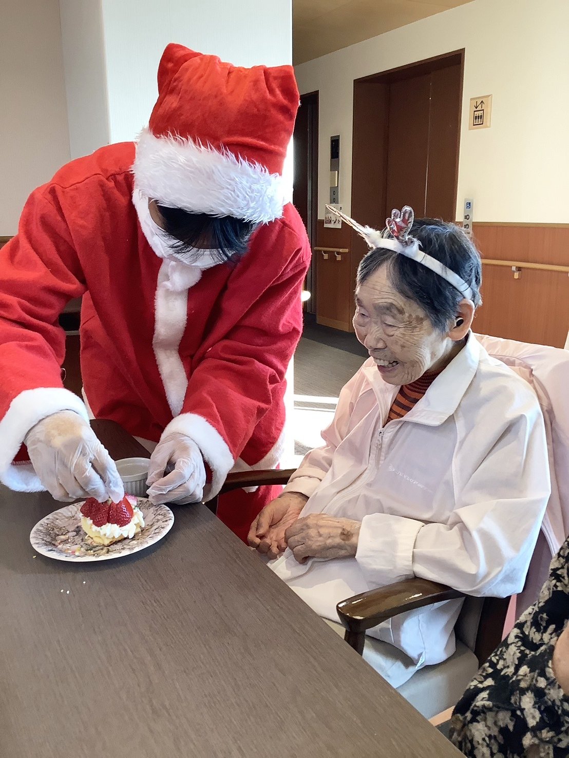 クリスマス会-1　ニチイホーム江戸川