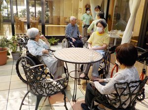 秋の味覚　ニチイホームはるひ野Ⅱ番館