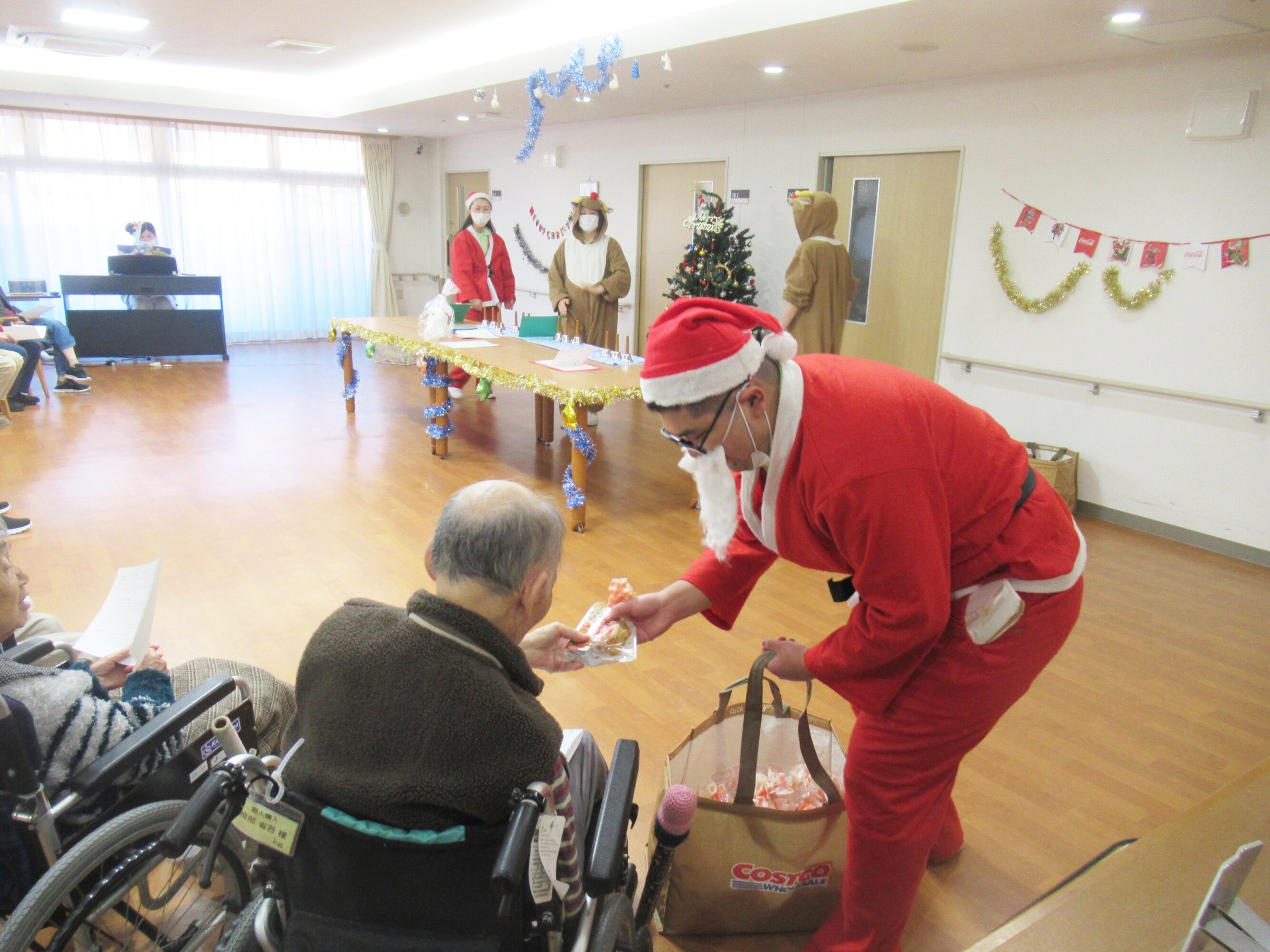 クリスマス会-4　ニチイホーム柿生