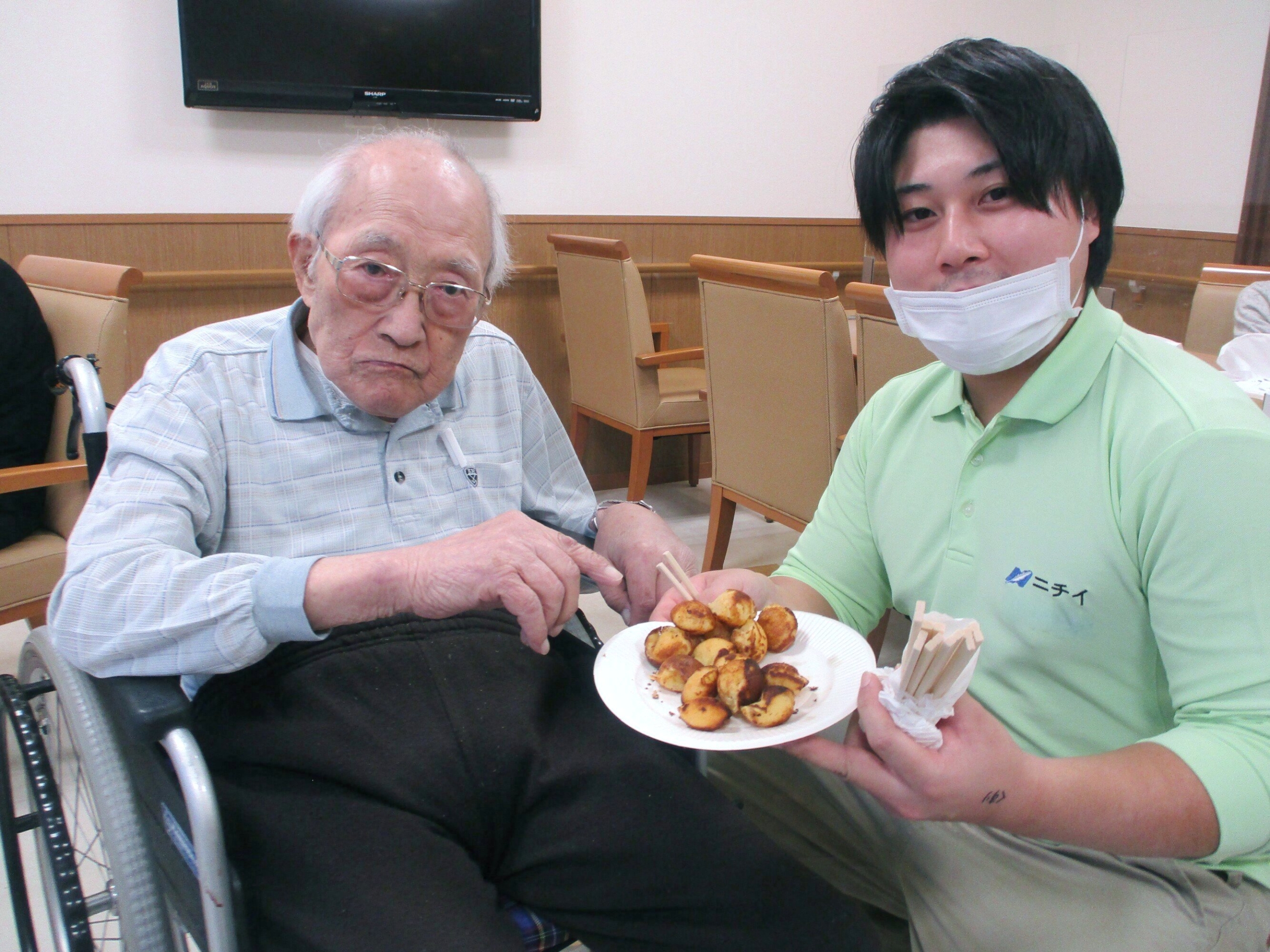 たこ焼きパーティ-1　ニチイホーム柏の葉