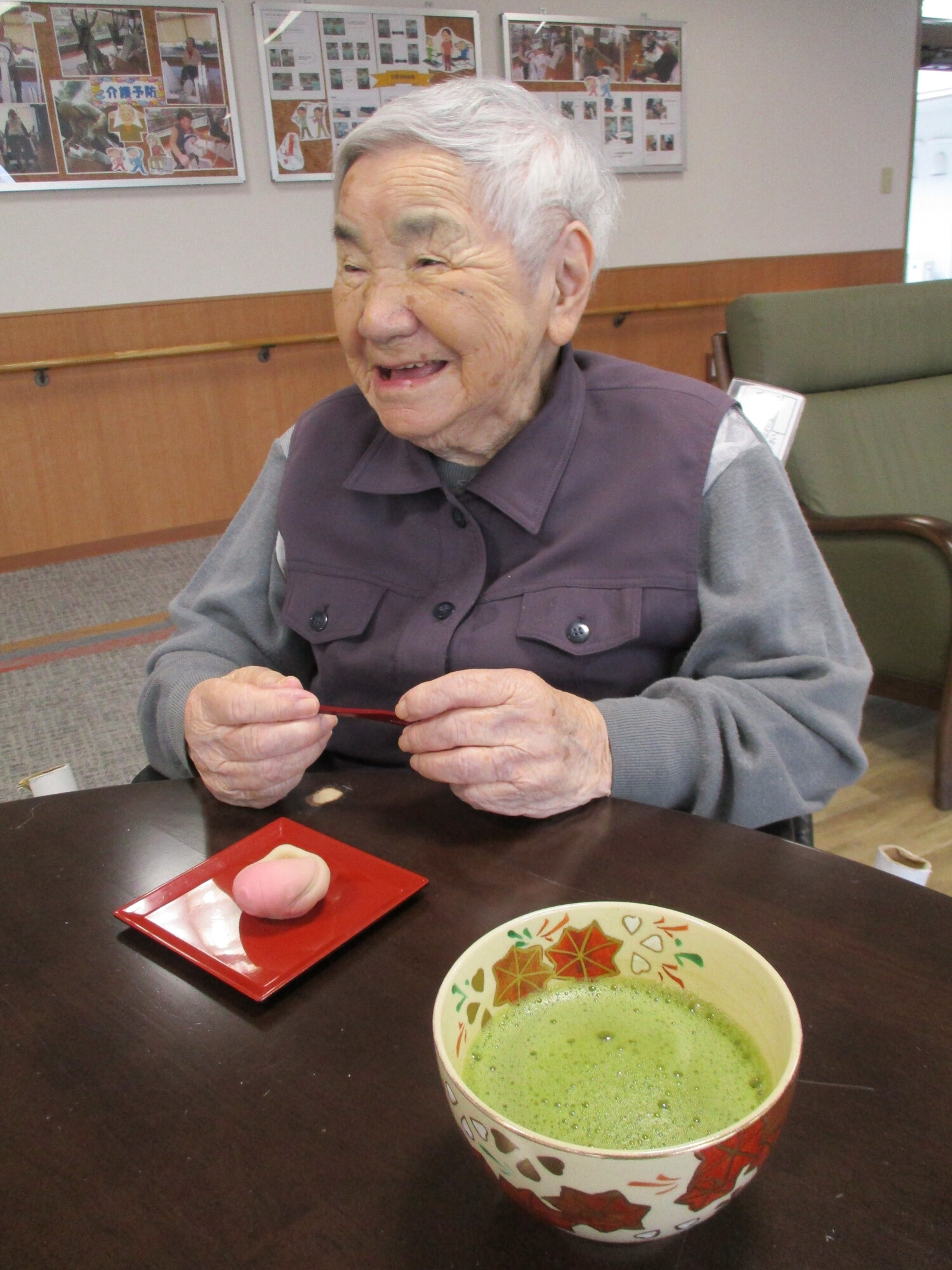 お茶会-5　ニチイホーム修善寺