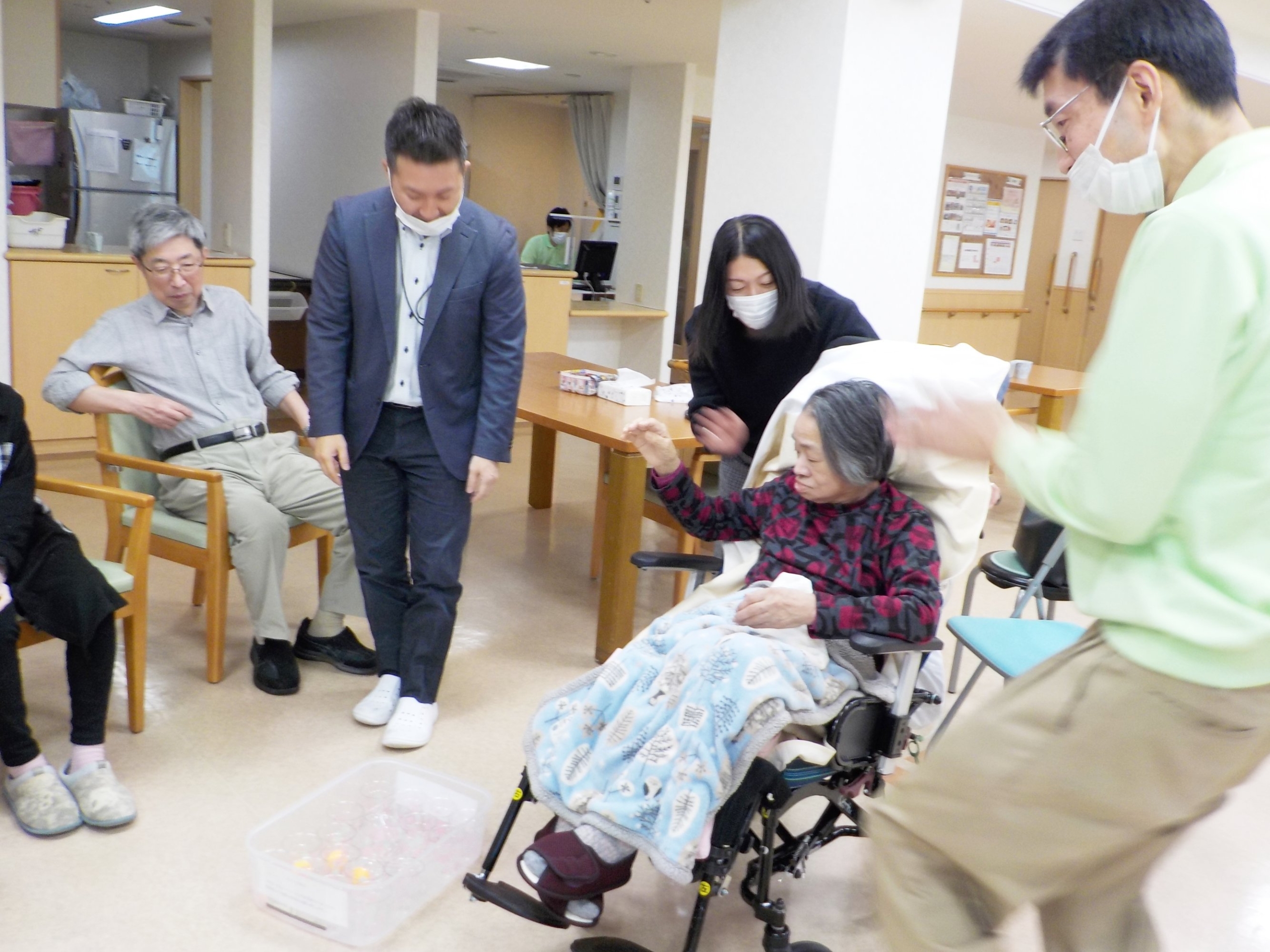 新しいサークル活動-1　ニチイホームはるひ野Ⅱ番館