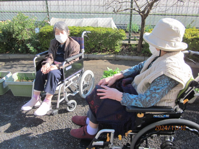 お散歩-2　ニチイホーム東府中