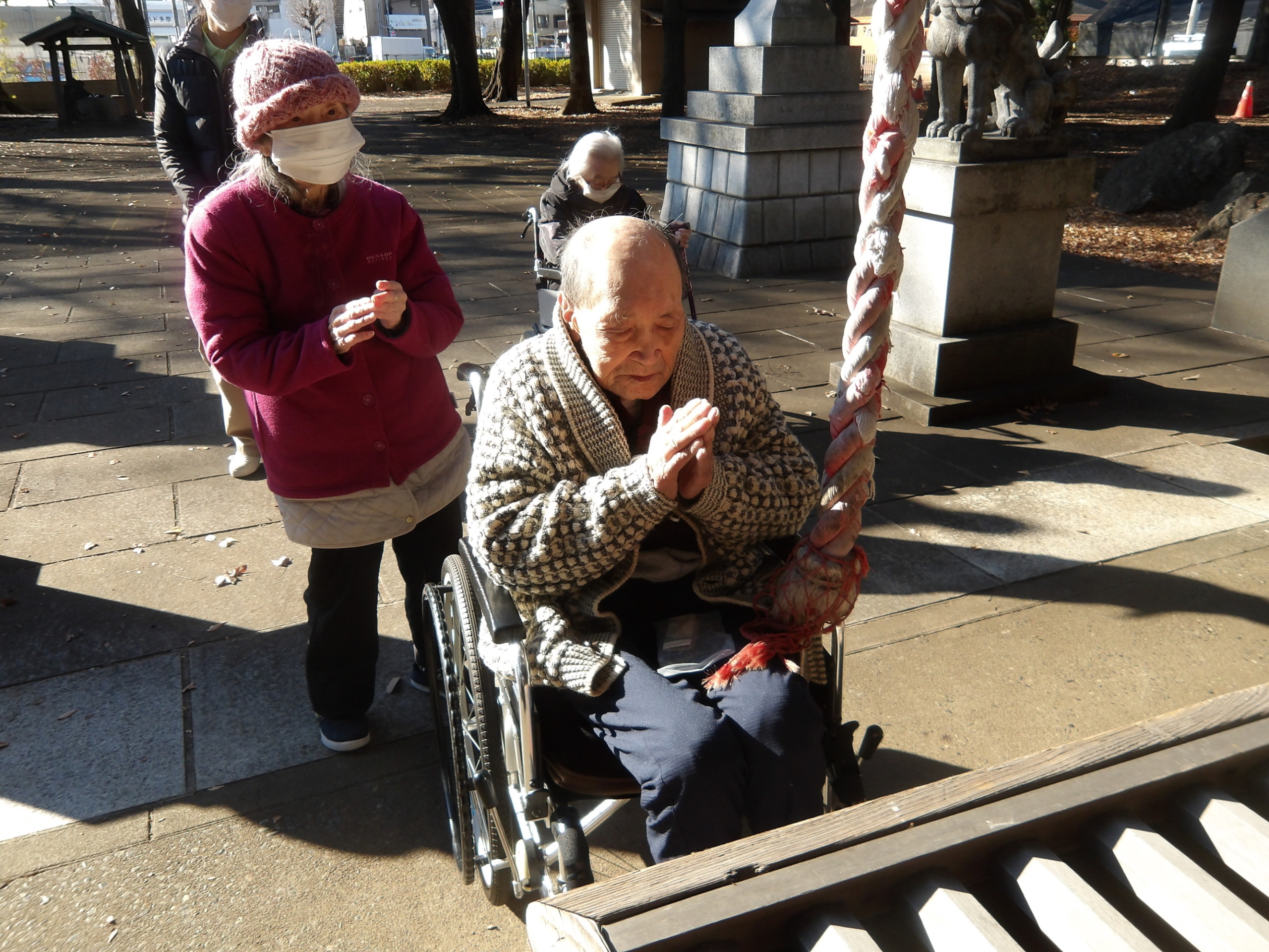 初詣-1　ニチイホーム東府中