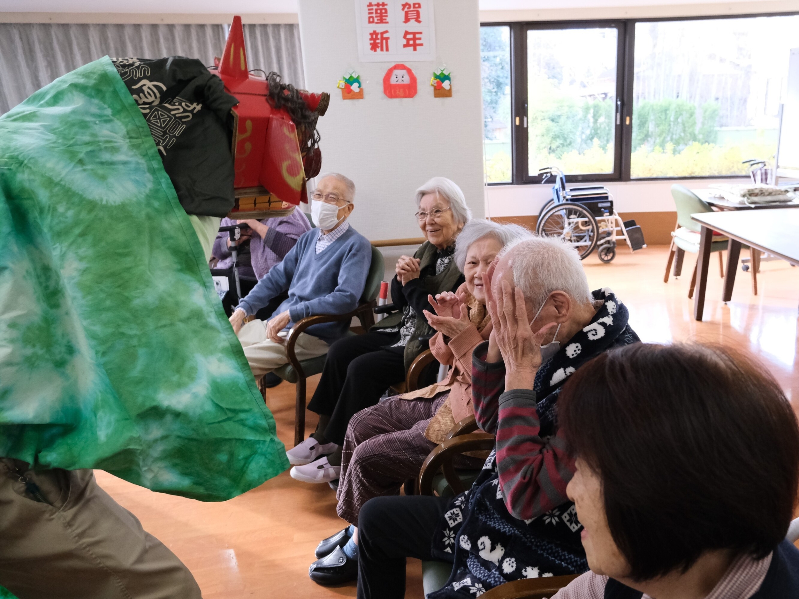 新年会-1　ニチイホーム王禅寺