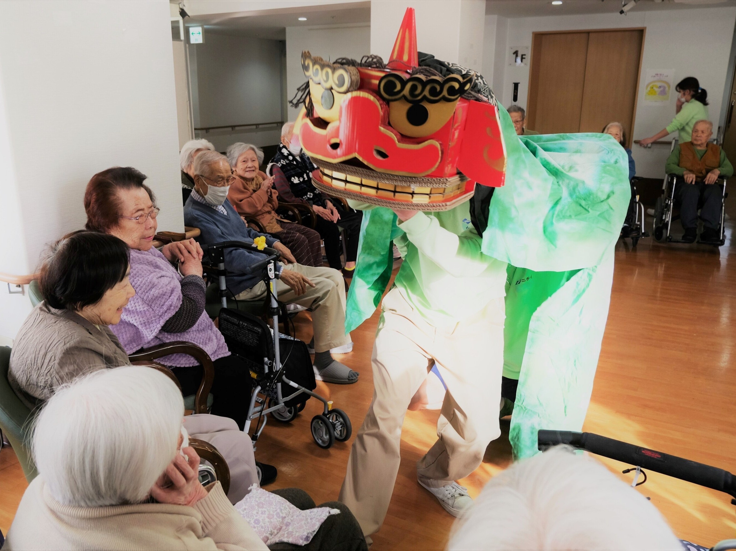 新年会-2　ニチイホーム王禅寺